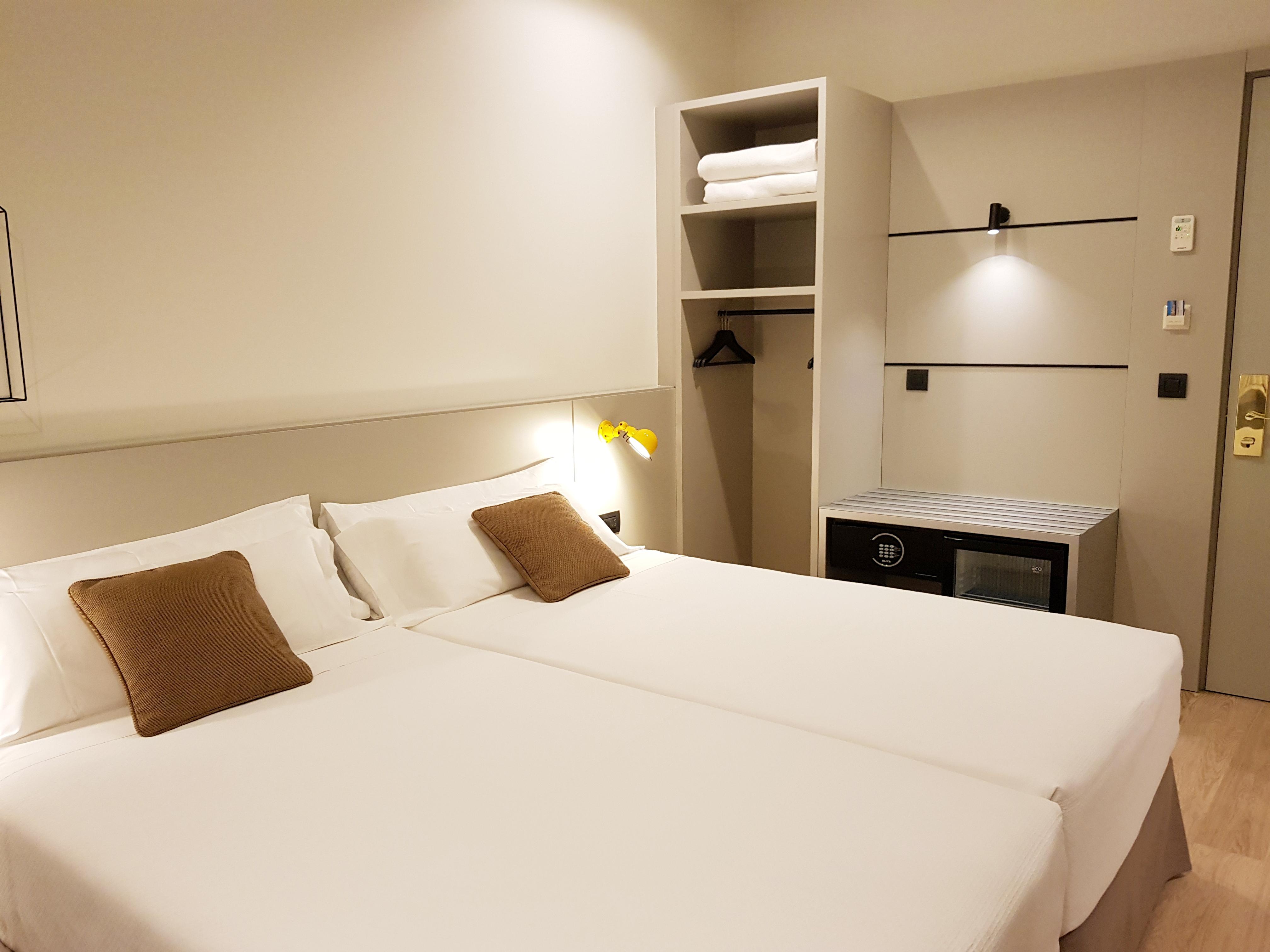 Peninsular 3* Girona