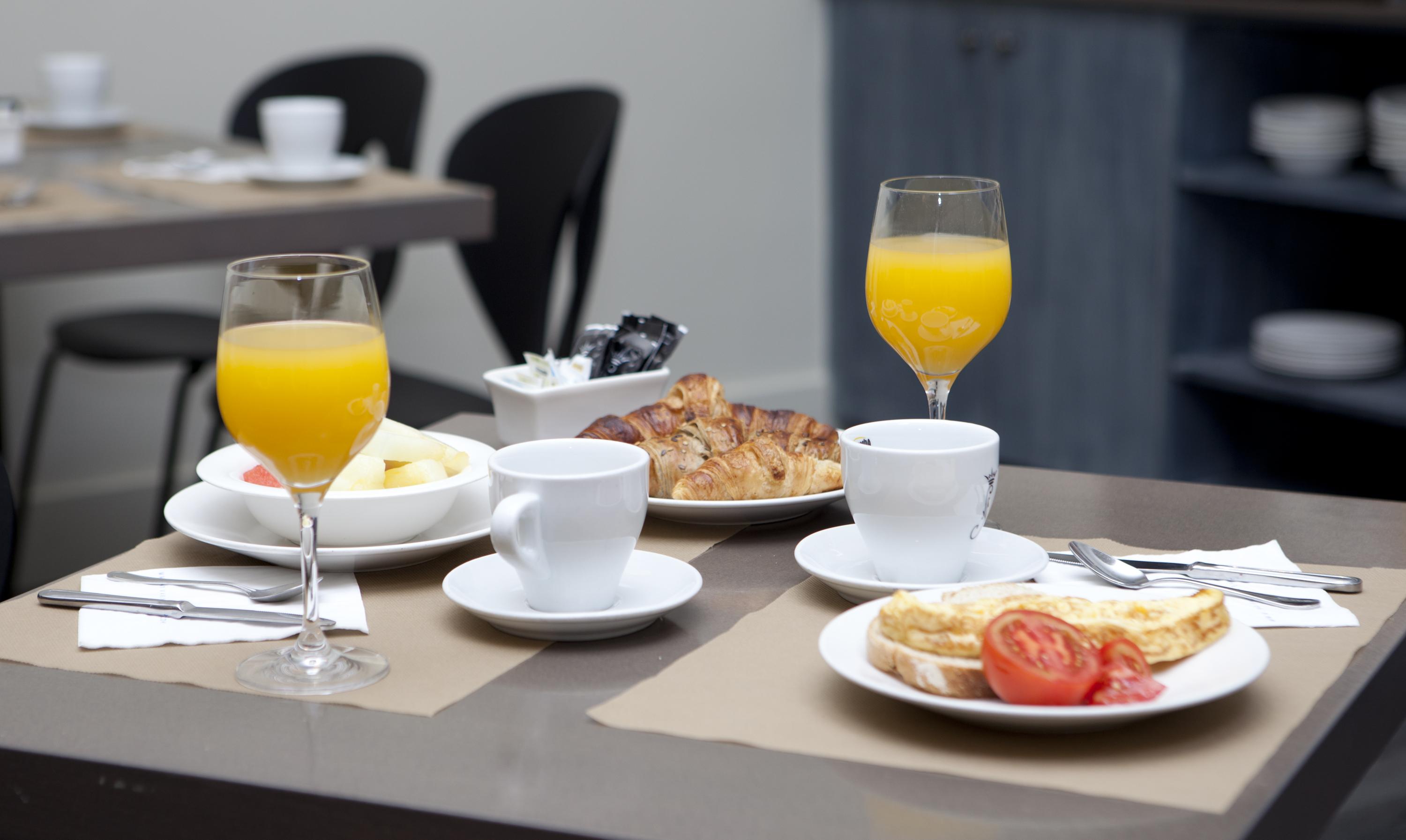 Peninsular 3* Girona